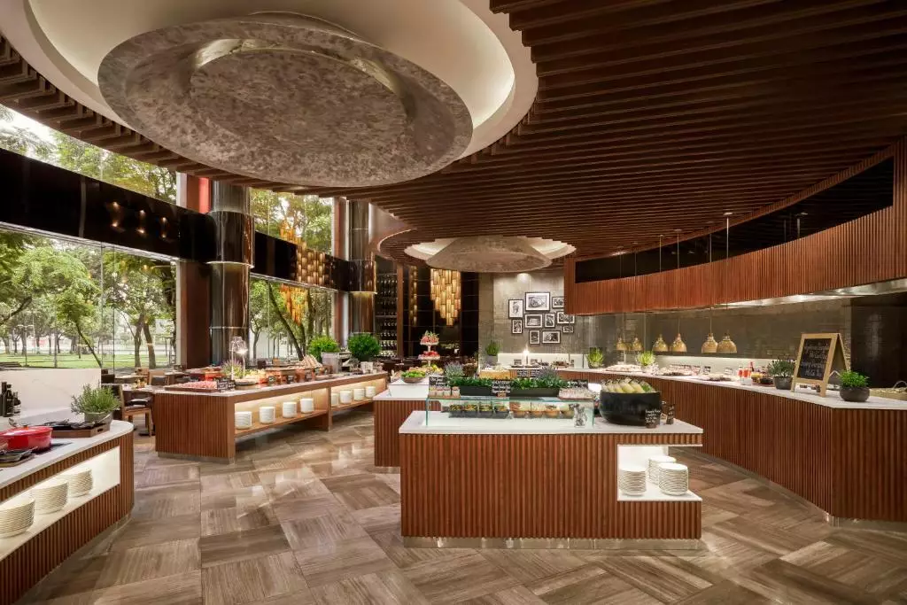 New World Saigon Hotel